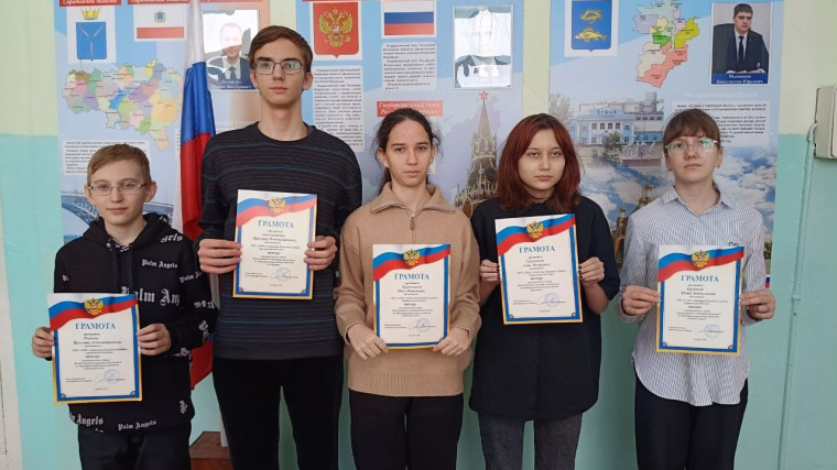 Вручение грамот призерам ВсОШ.